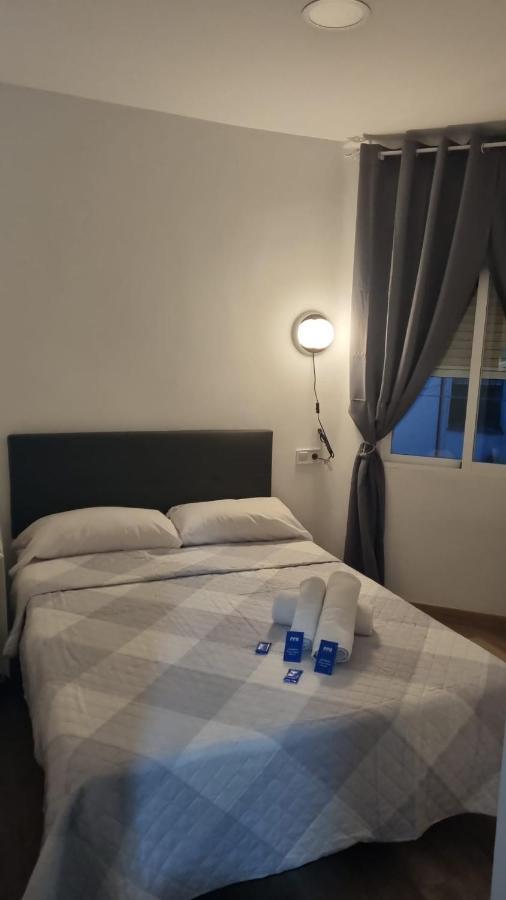 Hostal Vara Мадрид Екстер'єр фото